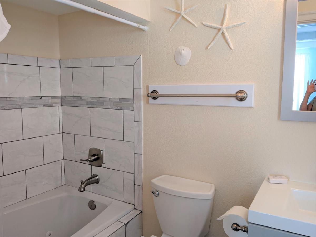 2508 Beach Rd, Semi-Oceanfront, Pool/Hot Tub Нагс Хед Екстериор снимка